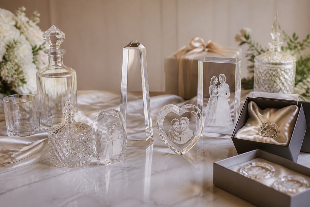 Best Custom Crystal Gifts for Weddings