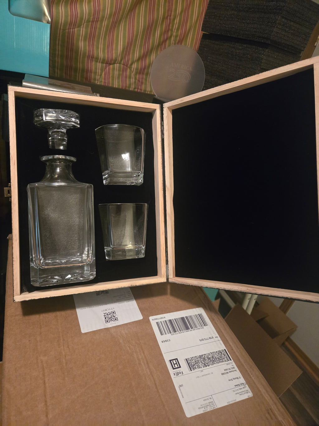 Whiskey Decanter Gift Set